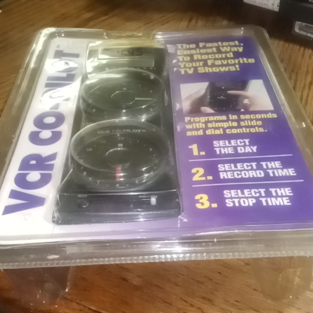 Joseph Enterprises VCR Co Pilot Device with Instruction Manual ( Torn Package)